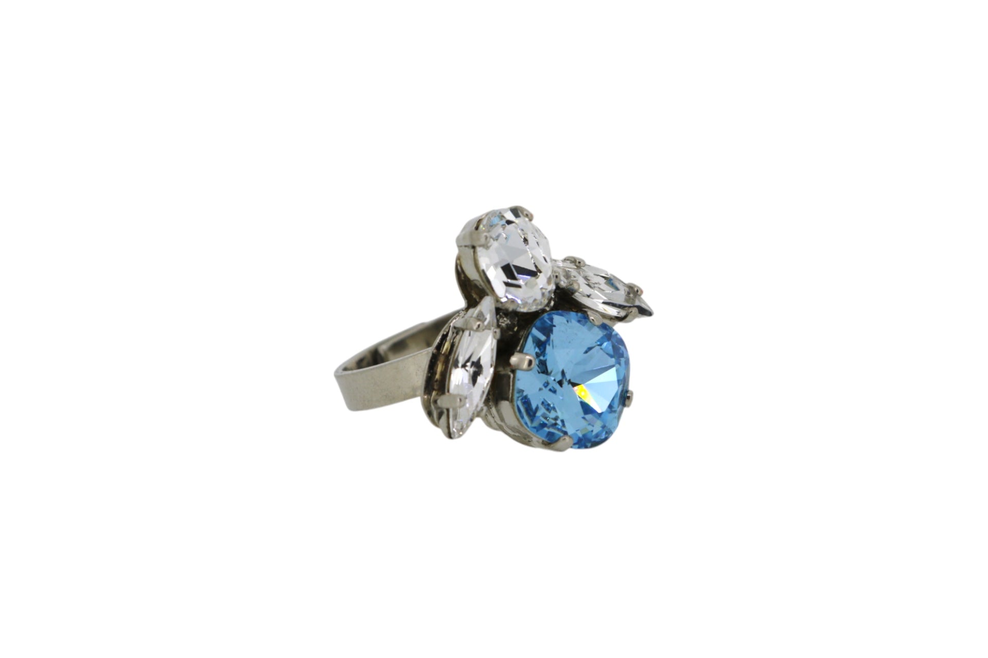 Bee Ring Platinum