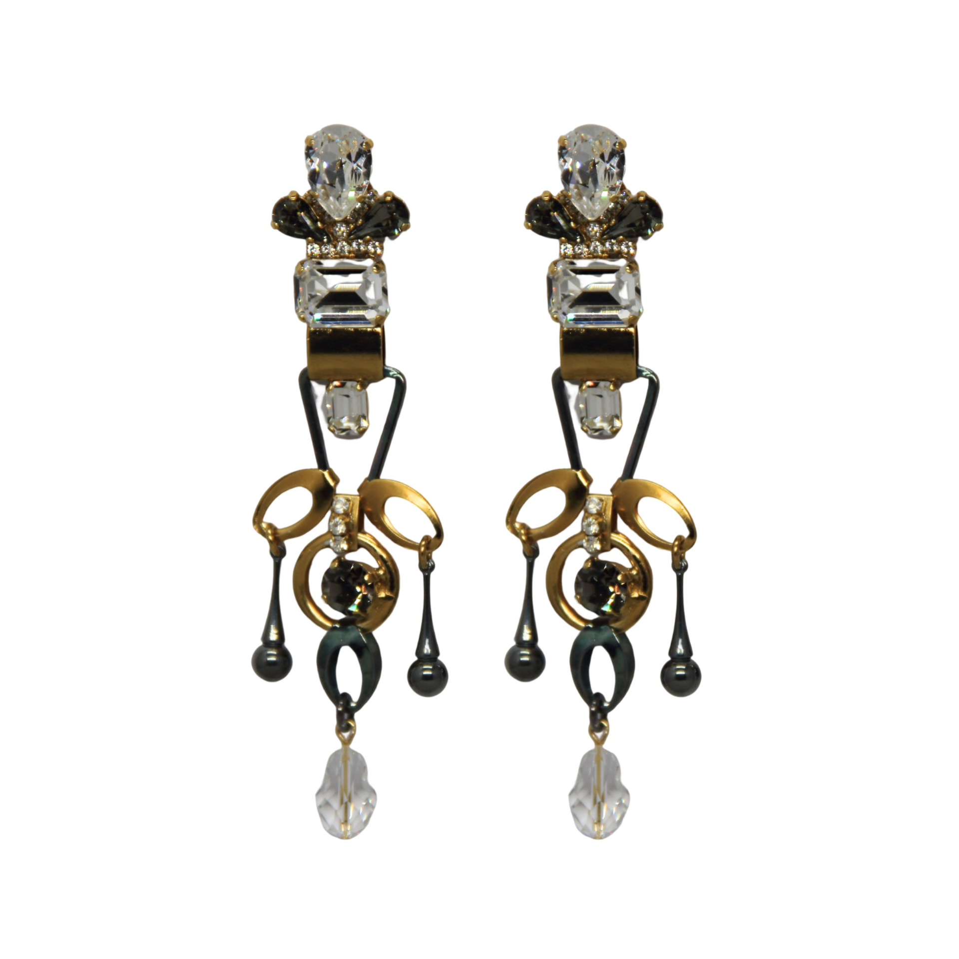 Queen Everything Link Earrings